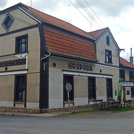 Apartman Menany Екстериор снимка